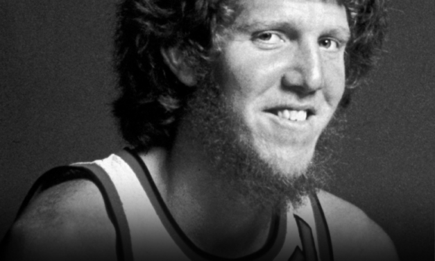 LA LEGGENDA NBA BILL WALTON SI SPEGNE A 71 ANNI