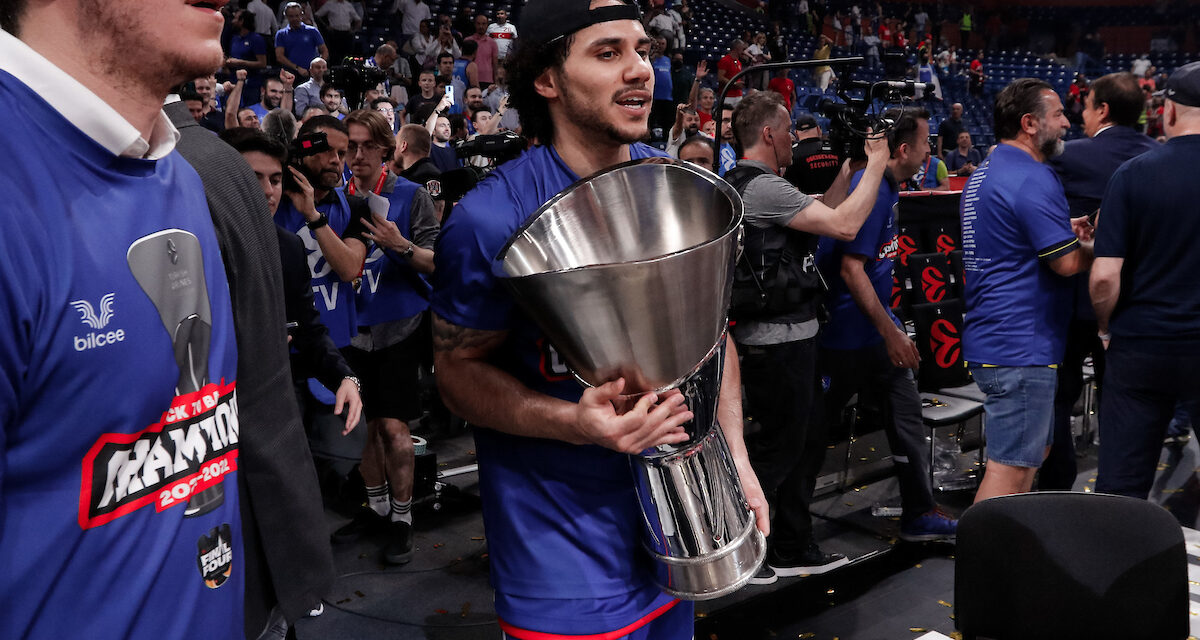 ECCO QUANTO GUADAGNERÀ SHANE LARKIN CON L’EFES