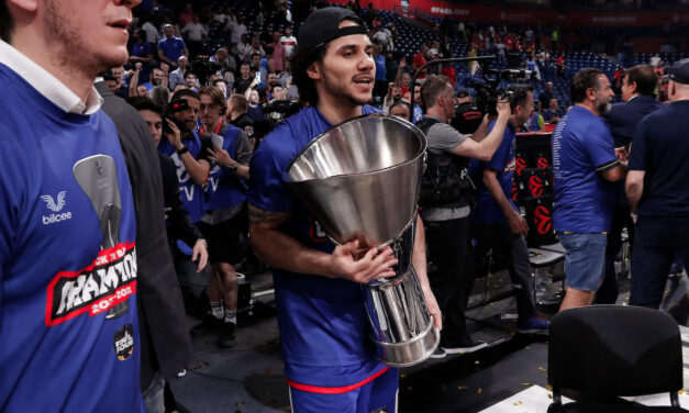 Efes Istanbul, ora é ufficiale: Shane Larkin saluta il club e se ne va al Fenerbahçe