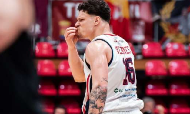 MERCATO: SASSARI, SORPASSO SU TREVISO PER VERONESI. RIMINI INTERESSATA A CAMARA