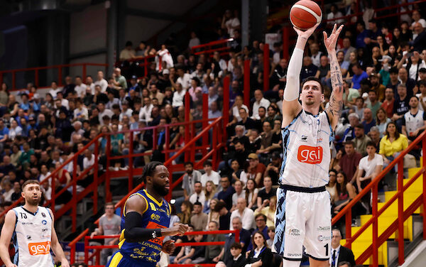 BM ON LBA/ Napoli scrive 102, Scafati ko nel derby (102-92) – di Elio De Falco