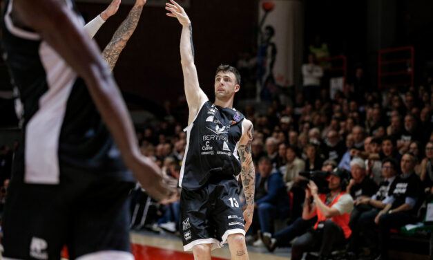 BALDASSO RACCONTA TOMMASO, CAPITANO DI UNA SQUADRA DI BASKET, TIFOSO DI UNA SQUADRA DI CALCIO-DI VALENTINA FOGLIETTA