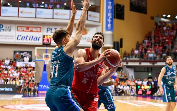 Trieste saluta Giovanni Vildera