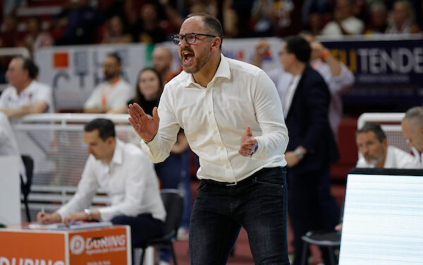 Trapani smentisce: nessuna offerta a coach Luca Banchi