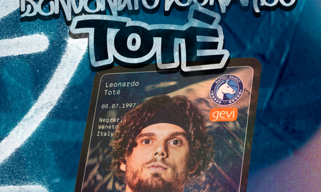 Napoli, firmato Leonardo Totè