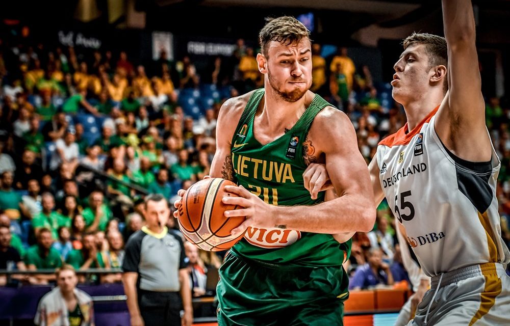 Motiejunas è il grande obiettivo di Milano e ha dichiarato che se il Monaco non gli dirà nulla nei prossimi giorni si trasferisce a Milano