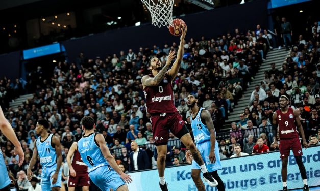 Il Bayern Monaco rinnova Nick Weiler-Babb