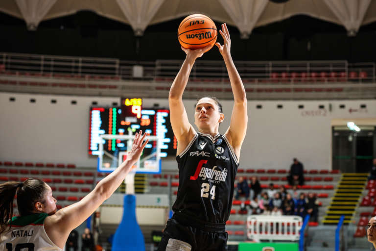 Zandalasini: “La chiusura del progetto femminile a Bologna è un grande passo indietro”