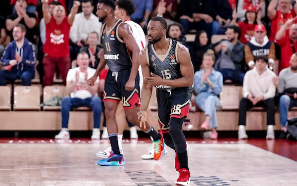 Kemba Walker annuncia il ritiro a 34 anni: “Il basket sarà per sempre una parte della mia vita”