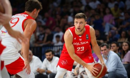 MICHAŁ MICHALAK DAL PAOK SALONICCO ALL’ANWIL LADISLAVIA – DI MATTEO CAZZULANI