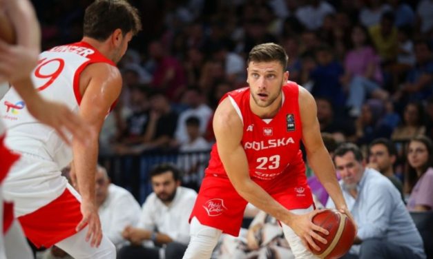 MICHAŁ MICHALAK DAL PAOK SALONICCO ALL’ANWIL LADISLAVIA – DI MATTEO CAZZULANI