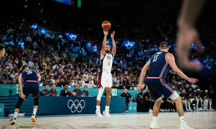 BM PARIS 2024/ Le Pagelle: Lo show di Curry e la tripla-doppia di Lebron James regalano la finale a team USA. Ad una grande Serbia non bastano Jokic e Bogdanovic – di Valerio Laurenti