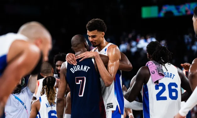 FOLIES OLYMPIQUES – Wemby e Curry, il bello del basket – di Mario Arceri