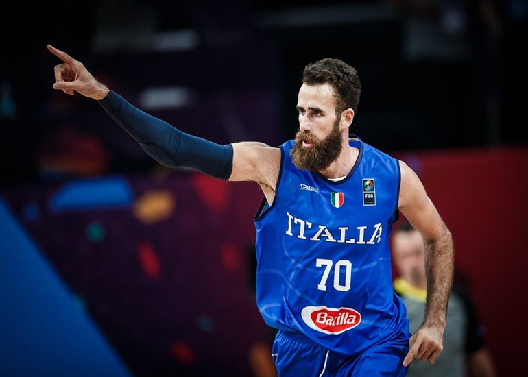 LA VICINANZA DELLA REDAZIONE DI ‘BASKET MAGAZINE’ A GIGI DATOME