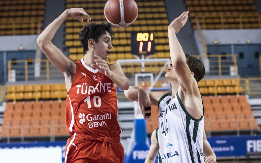 FOCUS BM/ OMER KUTLUAY, IL CLASSE 2009 TURCO CHE HA STUPITO TUTTI ALL’EUROBASKET U16- DI ALESSIO APICELLA