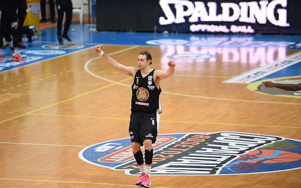 Michele Antonutti annuncia a 38 anni il ritiro dal basket giocato