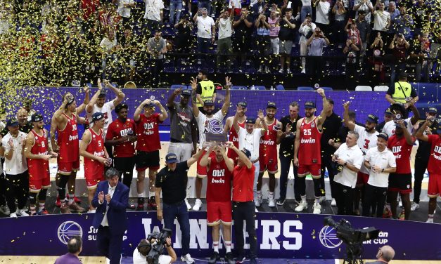 BM SULLE STRADE D’EUROPA / GRECIA, SUPERCOPPA: L’OLYMPIACOS BEFFA IL PANATHINAKOS E SI AGGIUDICA IL PRIMO TROFEO STAGIONALE – DI MATTEO CAZZULANI