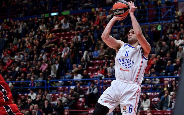 BM DA Euroleague/ Le Pagelle: Elijah Bryant e Darius Thompson i trascinatori dell’Efes, decisivo anche Poirier. Mirotic non salva Milano, delude Shields – di Valerio Laurenti