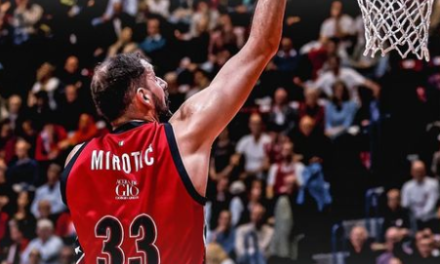 BM DA EUROLEAGUE / LE PAGELLE DI OLIMPIA – VIRTUS 99-90: MIROTIC PERFETTO, LEDAY SOLIDO E CAUSEUR COME IL VINO – DI MATTEO ORSOLAN