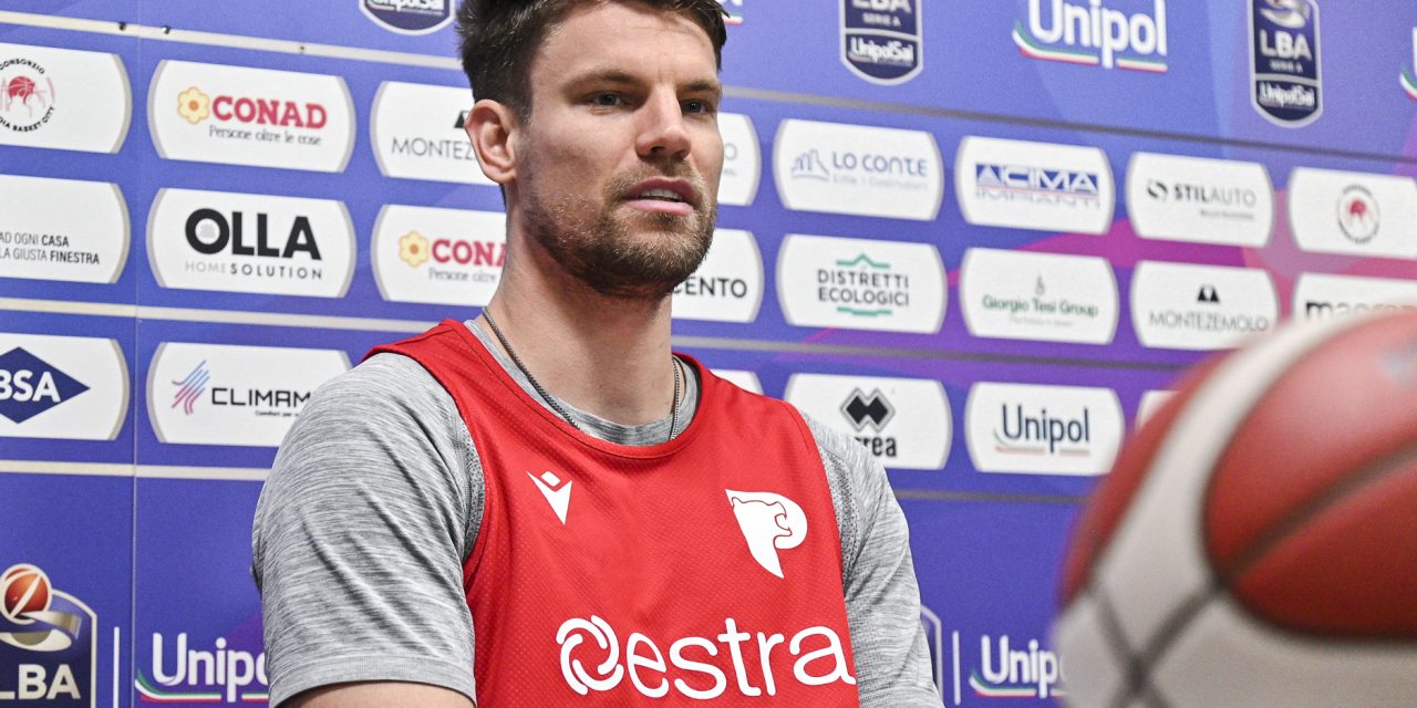 Pistoia, presentato Andrew Smith: “Intensità, difesa ed entusiasmo i miei punti di forza”