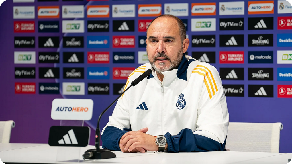 Chus Mateo prima di Olimpia-Real: “Non vediamo l’ora di giocare questa partita”