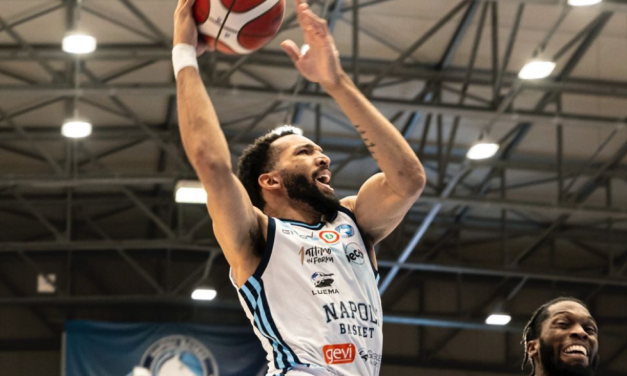 Napoli, risoluzione consensuale con Deane Williams