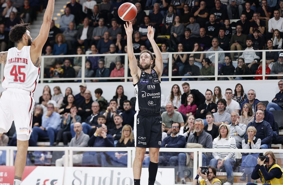 BM ON LBA / TRENTO COL BRIVIDO SUPERA UNA TRIESTE MAI DOMA – DI MATTEO CAZZULANI