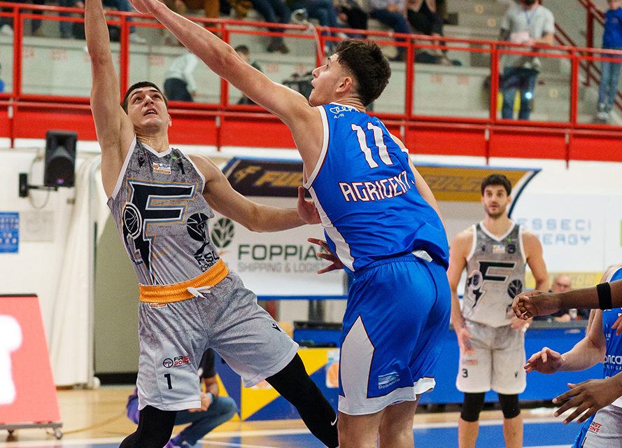 FOCUS BM/ SERIE B EMOTICON GIRONE A: LEGNANO ANCORA AL COMANDO, TREVIGLIO E FAENZA INSEGUONO. SIMONE VALSECCHI DI FIDENZA MIGLIOR U22 DI GIORNATA – DI CHIARA MORBIO