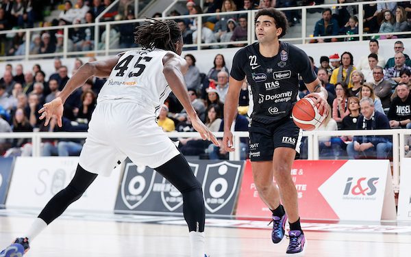 BM ON LBA / LE PAGELLE DI TRENTO – VIRTUS: LAMB E CALE SPENGONO LA VIRTUS NEL SECONDO TEMPO – DI MATTEO ORSOLAN