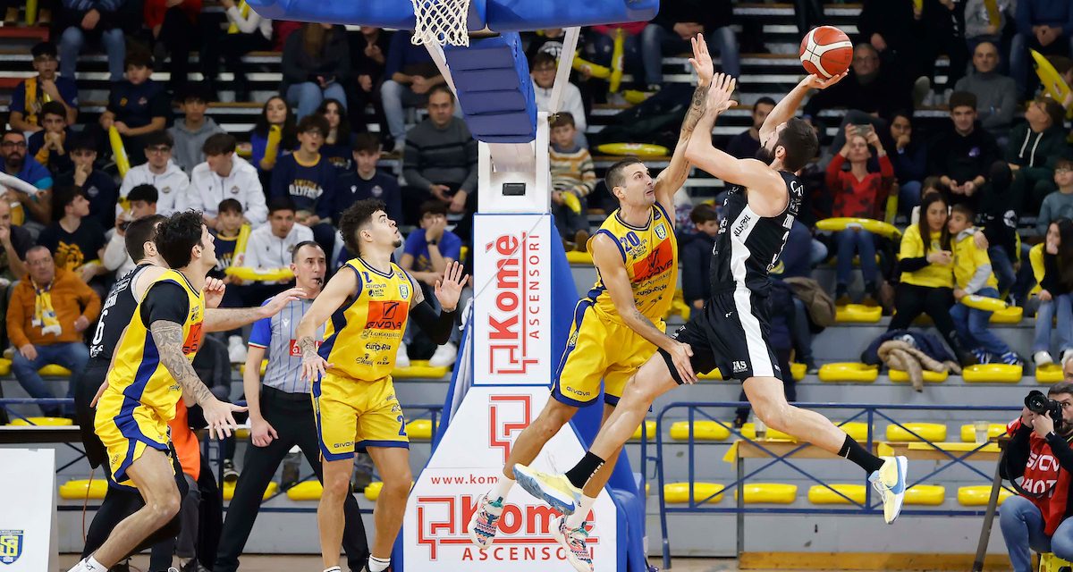 BM ON LBA/ SCAFATI GIOCA UNA SIGNORA PARTITA, MA TRENTO E’ SUPERIORE, FINISCE 119-110 PER LA CAPOLISTA IMBATTUTA – DI ALESSIO APICELLA
