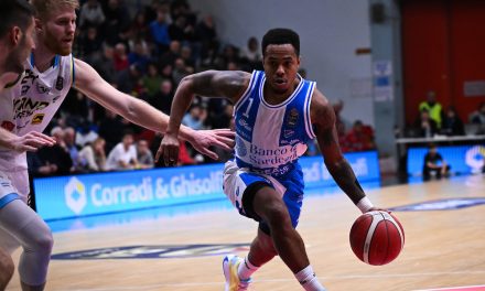 BM ON LBA/ SASSARI ESPUGNA IL PALARADI: LA VANOLI CREMONA VA KO 80-65
