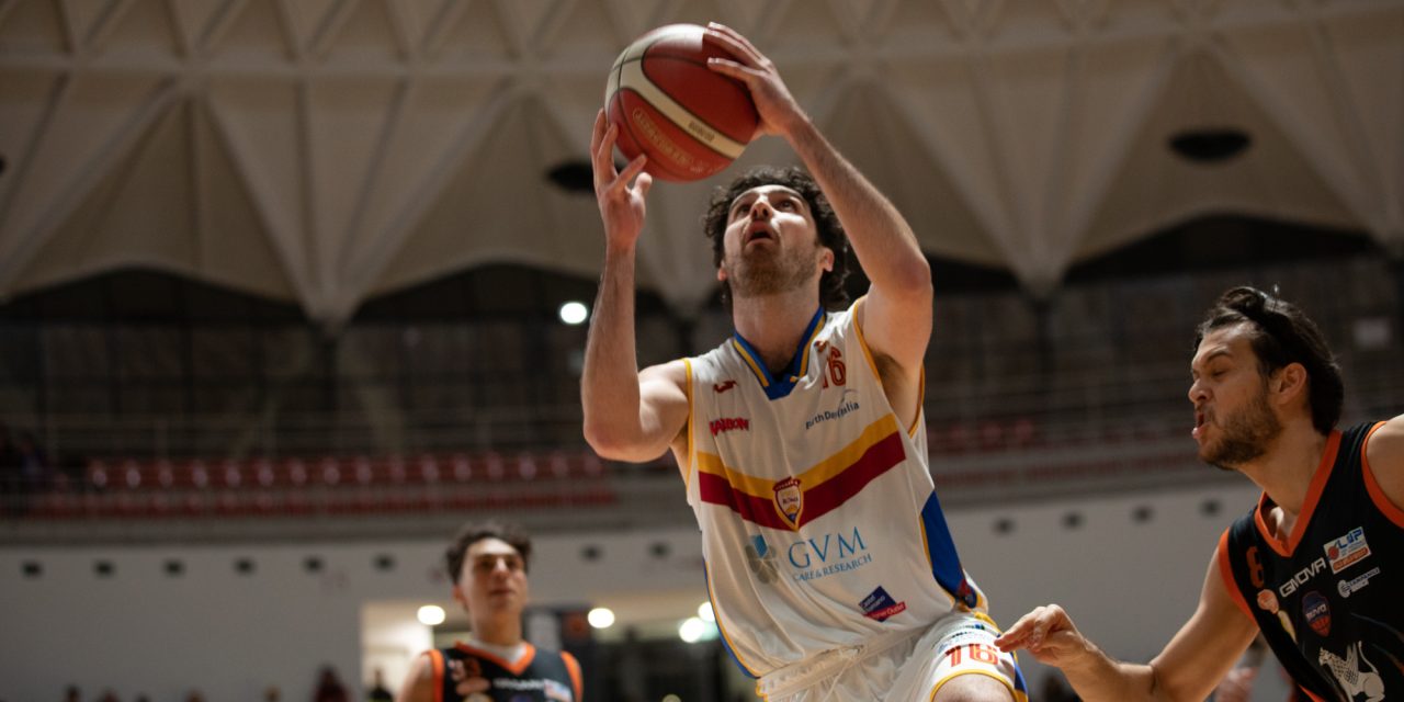 BM ON SERIE B/ La Virtus Roma 1960 cede in volata, Ruvo di Puglia vince 86-81 al PalaTiziano – di Valerio Laurenti