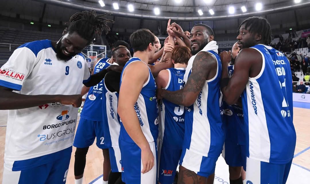 BRESCIA, IL BASKET SUPERA IL CALCIO, IL PALALEONESSA PIÙ PIENO DEL RIGAMONTI