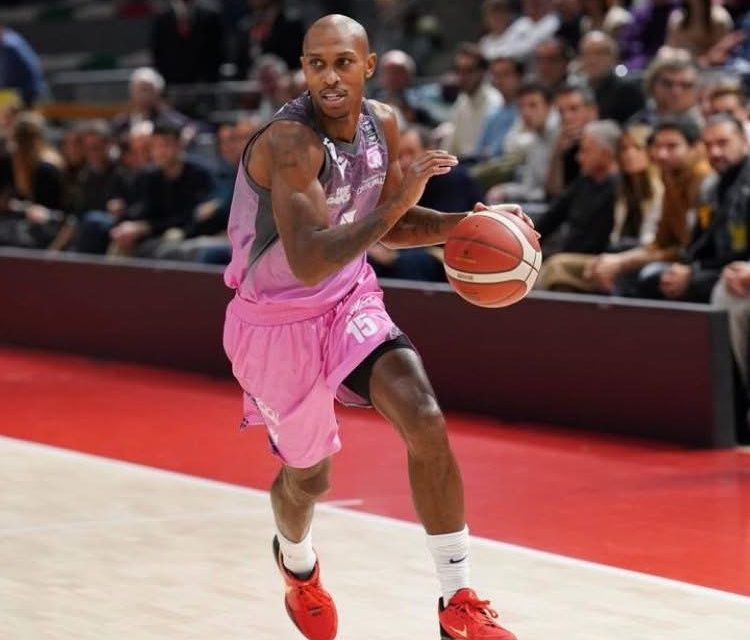 Tegola per la Reggiana: per Jamar Smith stop di circa tre settimane