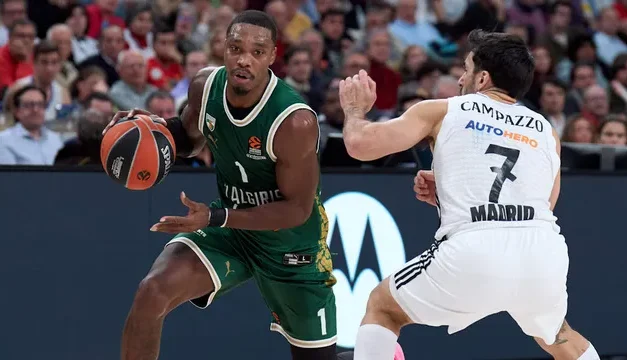Lonnie Walker IV verso il ritorno in Euroleague: firmerà al Maccabi Tel Aviv