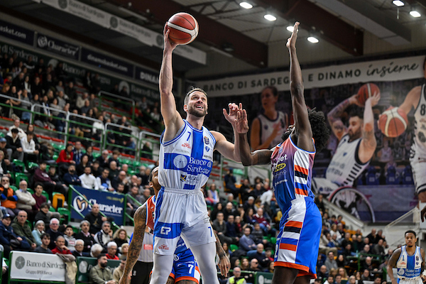 BM ON LBA/ Le Pagelle: Bibbins l’eroe della Dinamo, decisivi anche Halilovic e Bendzius. Non basta il duo formato da Harrison e Mascolo a salvare Treviso – di Valerio Laurenti