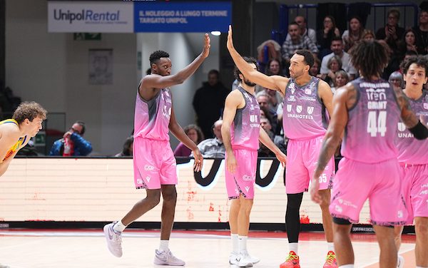 BM SU LBA/ IL PUNTO REGGIO-EMILIA: A NAPOLI E’ TUTTO PRONTO PER L’ESORDIO DI “THE MANIMAL” – di RICCARDO PIRRO’