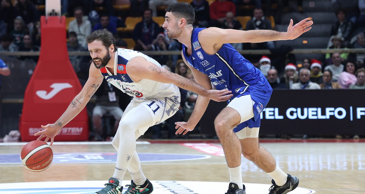 BM ON A2/ Il natale arriva prima al Paladozza, Brindisi domata dalla Fortitudo – di Alessandro di Bari