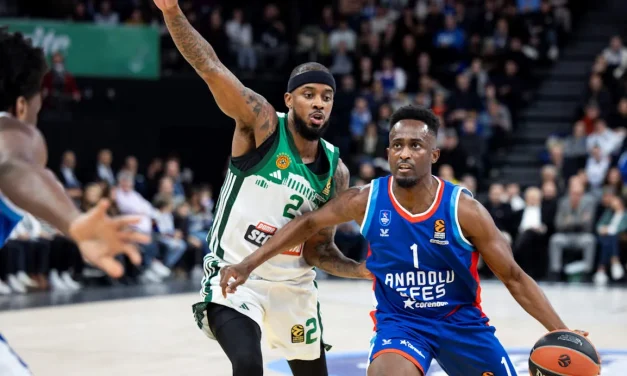 BM DA EUROLEAGUE/ L’EFES DIVORA IL PANA, LA STELLA ROSSA SORPRENDE L’OLYMPIAKOS, L’ASVEL INTERROMPE LA CORSA DI PARIGI