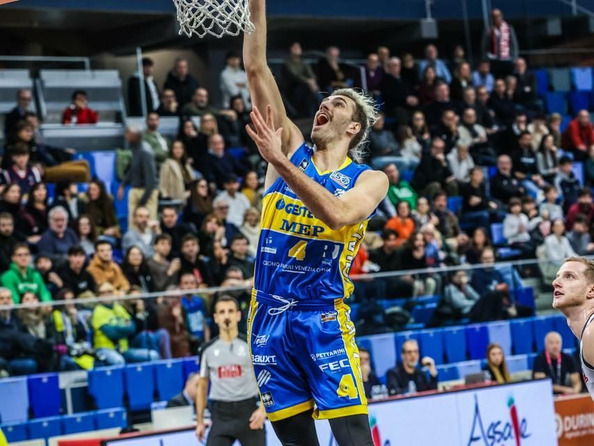 BM ON A2/ ALTRO STOP PER CIVIDALE, VINCE MILANO IN VOLATA ALL’OVERTIME