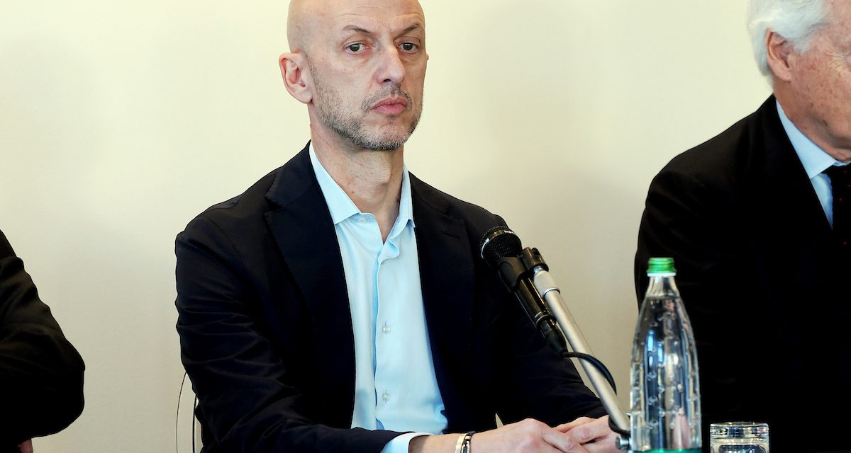 Virtus Bologna, Paolo Ronci: “Holiday sta svolgendo un periodo di prova. Poi firmerà un contratto di tre mesi con opzione per altri due”