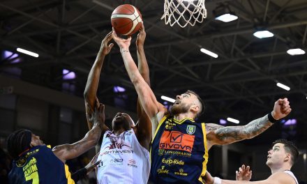 BM ON LBA/ LE PAGELLE: ROBINSON LEADER DI TRAPANI CHE GIOCA DI SQUADRA, IL MENO PEGGIO DI SCAFATI E’ AKIN – DI ALESSIO APICELLA