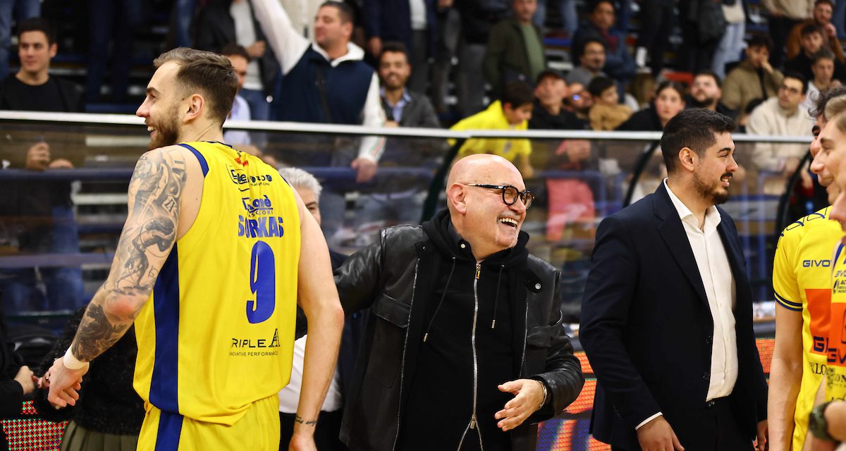 BM POST MATCH/ SCAFATI, PATRON LONGOBARDI: “ARBITRAGGIO A SENSO UNICO PER TRIESTE, DOPO NAPOLI OGGI SUBIAMO ANCORA UNA VOLTA. ESIGIAMO RISPETTO, ADESSO BASTA!”. TRIESTE, IL GM ARCIERI: “SERATA INCREDIBILE, ABBIAMO SEMPRE TROVATO L’ENERGIA PER RITORNARE IN PARITA'”