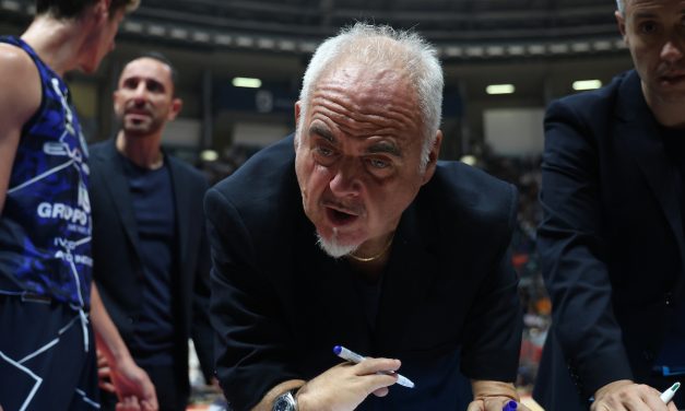 Orzinuovi, Franco Ciani torna in panchina al posto di Simone Bianchi