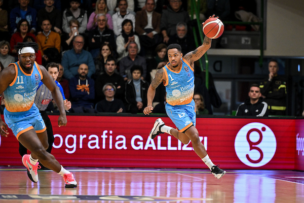 BM DA LBA/ LE PAGELLE DI SASSARI-VIRTUS: BIBBINS MANDA LA DINAMO IN PARADISO – di RICCARDO PIRRO’