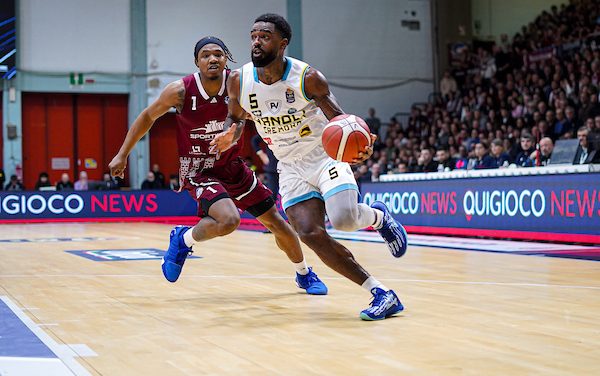 BM ON LBA/ Le Pagelle: Corey Davis e Payton Willis firmano il capolavoro della Vanoli Cremona, brilla anche Tariq Owens. Deludono JD Notae e Justin Robinson nelle fila di Trapani – di Valerio Laurenti