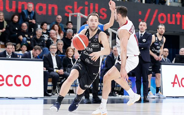 BM ON LBA/ Lamb fa gioire Trento a 12 secondi dalla sirena finale, una combattiva Trapani cede 83-80 – di Valerio Laurenti