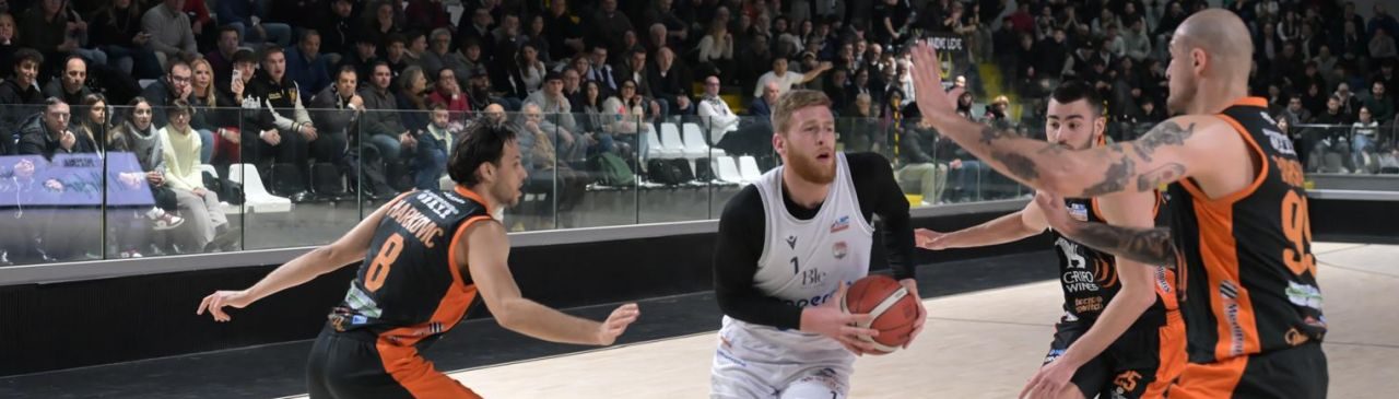 BM ON Serie B/ Nel girone A Treviglio Brianza travolge la Robur Saronno e Monferrato sconfigge Legnano. Nel B Chiusi sorprende la Gema Montecatini, la Pielle Livorno regola gli Herons Montecatini