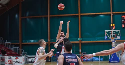 Focus BM/ Serie B Emoticon – Girone B: Roseto cade ma resta in testa, continua la rincorsa di Gema Montecatini e Ruvo di Puglia. Bene anche Luiss e Virtus Roma1960, si chiude in anticipo la stagione di Chieti – di Valerio Laurenti