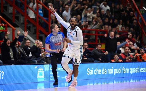 BM ON LBA/ MVP Time: Jacob Pullen ed Eric Green gli eroi di Napoli, la loro pioggia di triple mette al suolo l’Olimpia Milano – di Valerio Laurenti